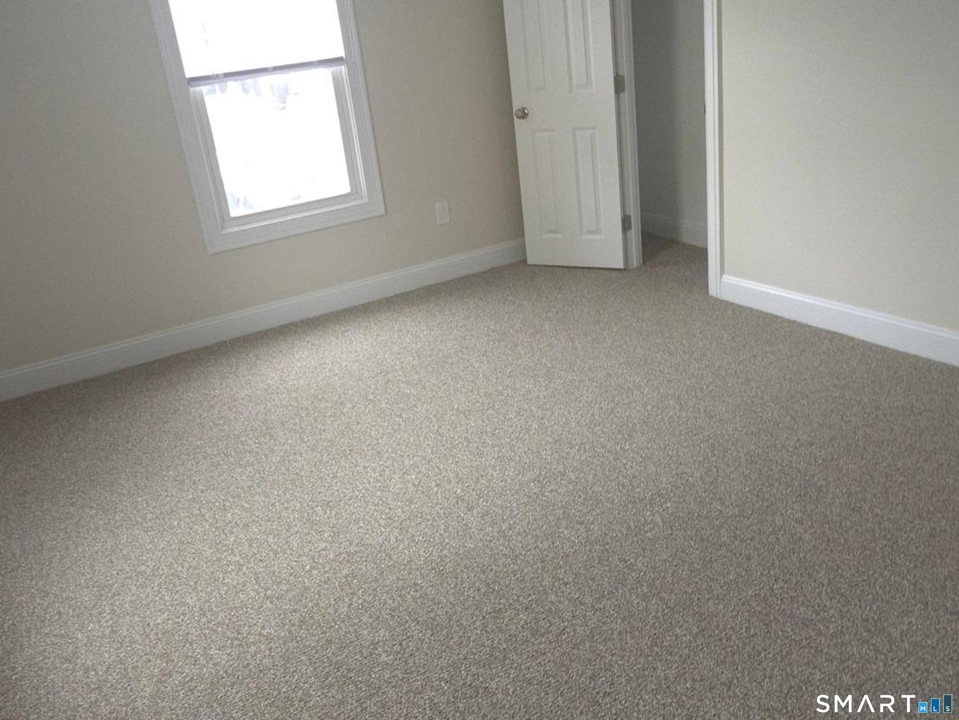 27 Maple Street, Unit 27 Manchester, CT 06040 - Photo 17 of 20