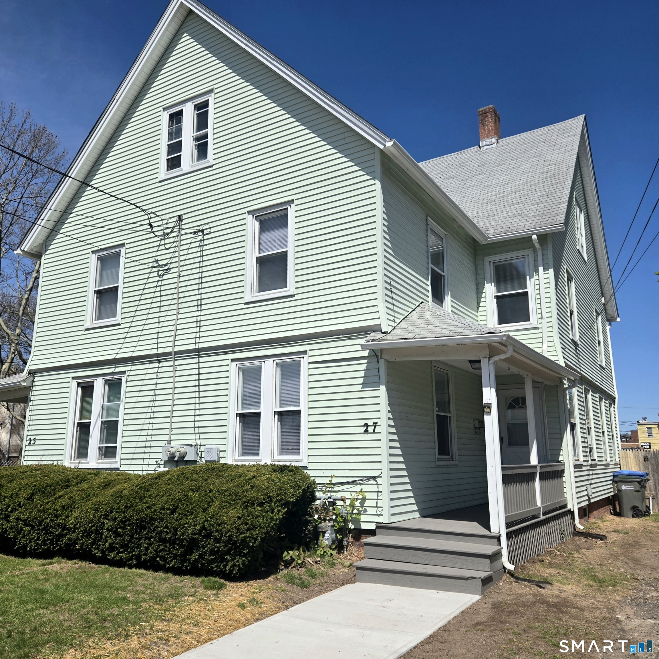 27 Maple Street, Unit 27 Manchester, CT 06040 - Photo 2 of 20