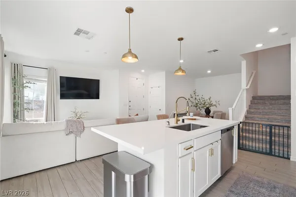 $2,350 | 219 Cordelia Cove Avenue, Unit 514, Henderson, NV 89011