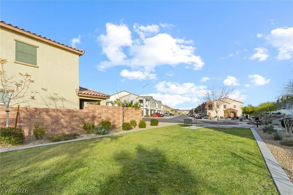 $2,350 | 219 Cordelia Cove Avenue, Unit 514, Henderson, NV 89011