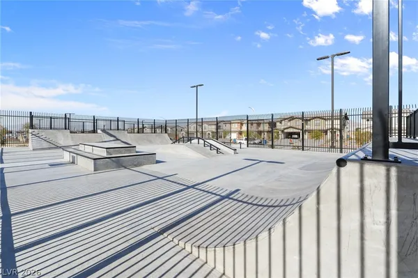 $2,350 | 219 Cordelia Cove Avenue, Unit 514, Henderson, NV 89011