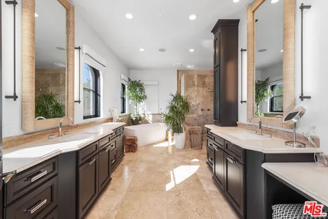 $15,200,000 | Murphy Way, Malibu, CA 90265