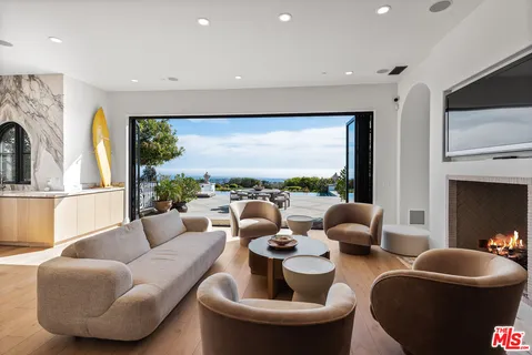 $15,200,000 | Murphy Way, Malibu, CA 90265