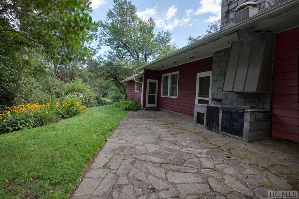 852 Dillard Road Highlands, NC 28741 - Photo 26 of 51 Gallery Image 26