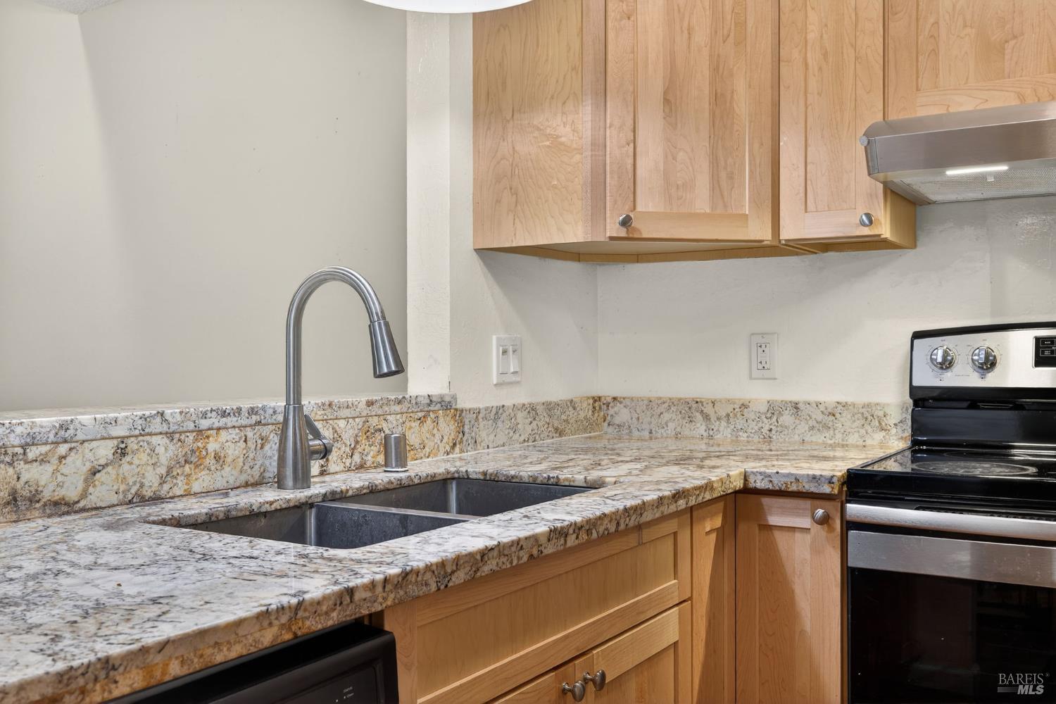 59 Redwood Court Santa Rosa, CA 95409 - Photo 14 of 40