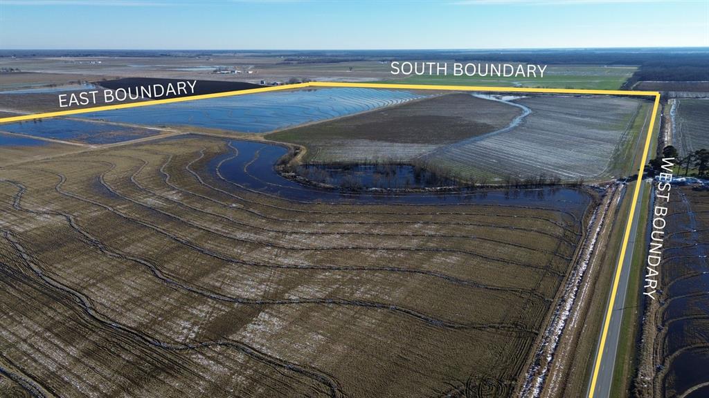 9434 33 N Highway Roe, AR 72134 - Photo 2 of 39 a view of water heater room