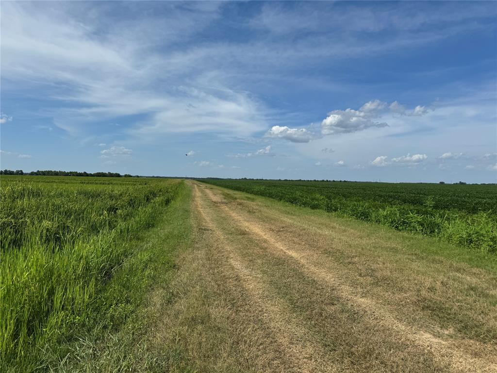 9434 33 N Highway Roe, AR 72134 - Photo 26 of 39 a view of an ocean and beach