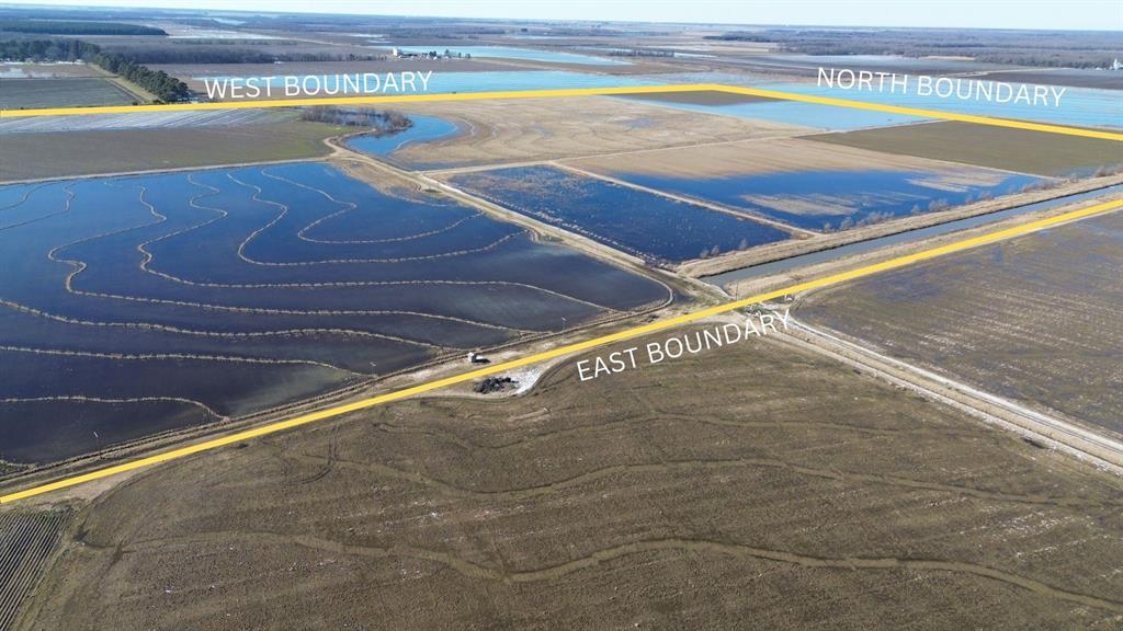 9434 33 N Highway Roe, AR 72134 - Photo 5 of 39 a view of a indoor swimming pool
