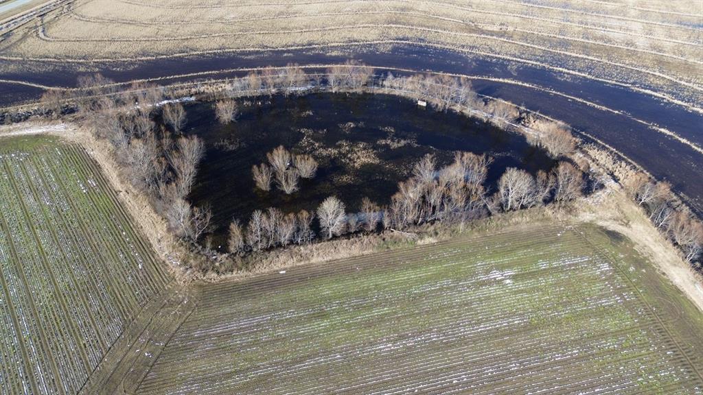 9434 33 N Highway Roe, AR 72134 - Photo 9 of 39 a view of a pathway of a house