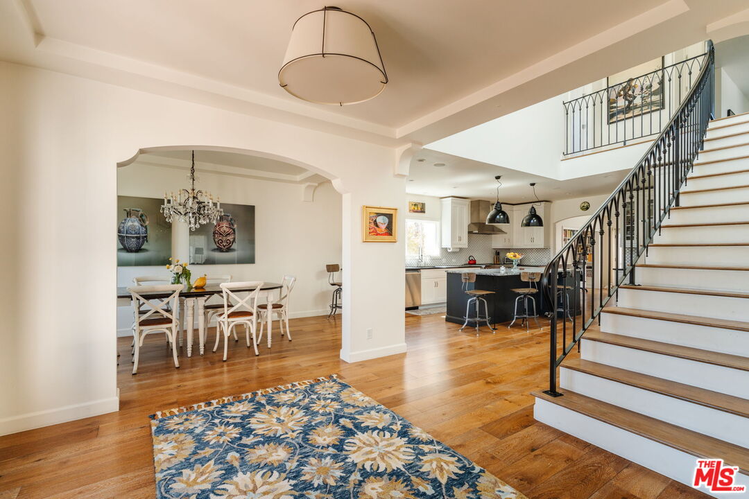 1633 Hi Point Street Los Angeles, CA 90035 - Photo 12 of 60