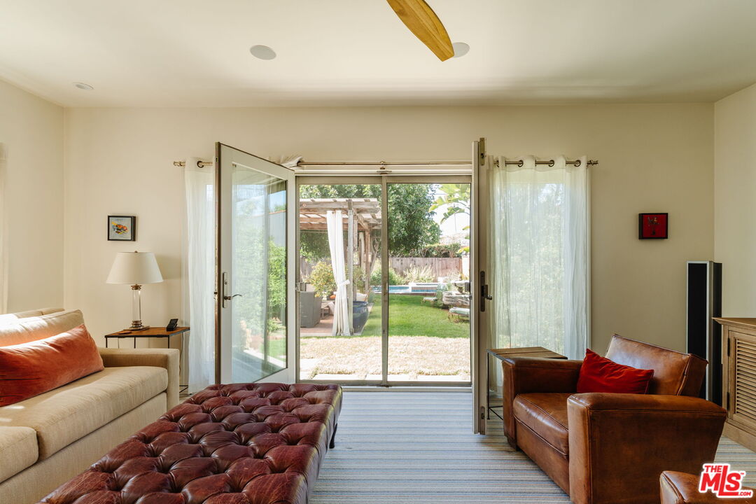1633 Hi Point Street Los Angeles, CA 90035 - Photo 27 of 60