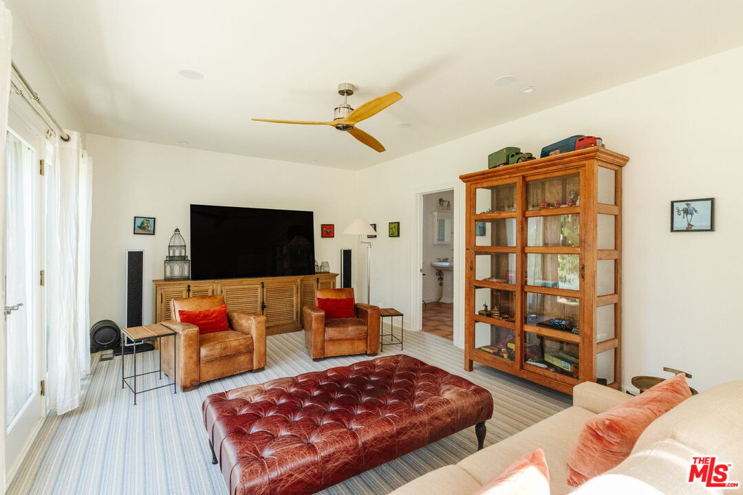 1633 Hi Point Street Los Angeles, CA 90035 - Photo 28 of 60
