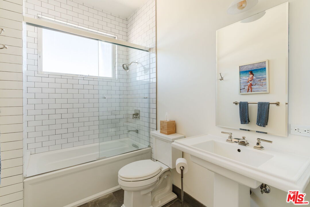 1633 Hi Point Street Los Angeles, CA 90035 - Photo 39 of 60