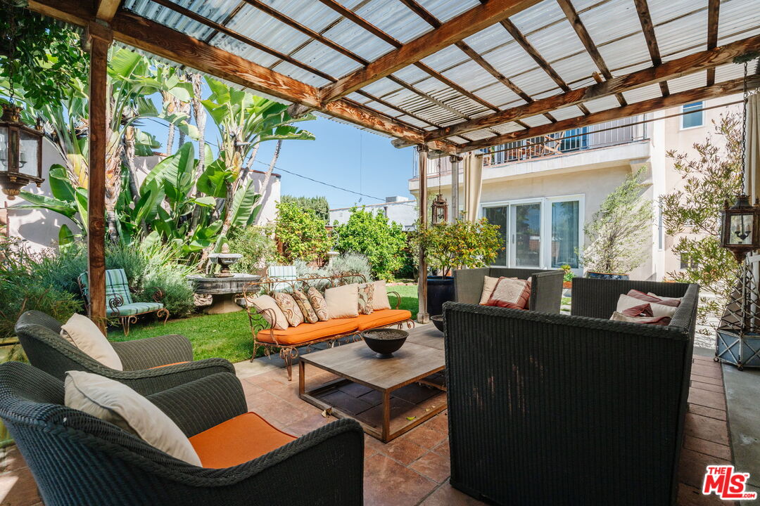 1633 Hi Point Street Los Angeles, CA 90035 - Photo 52 of 60