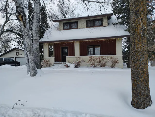 $195,000 | 1027 Friberg Avenue, Fergus Falls, MN 56537