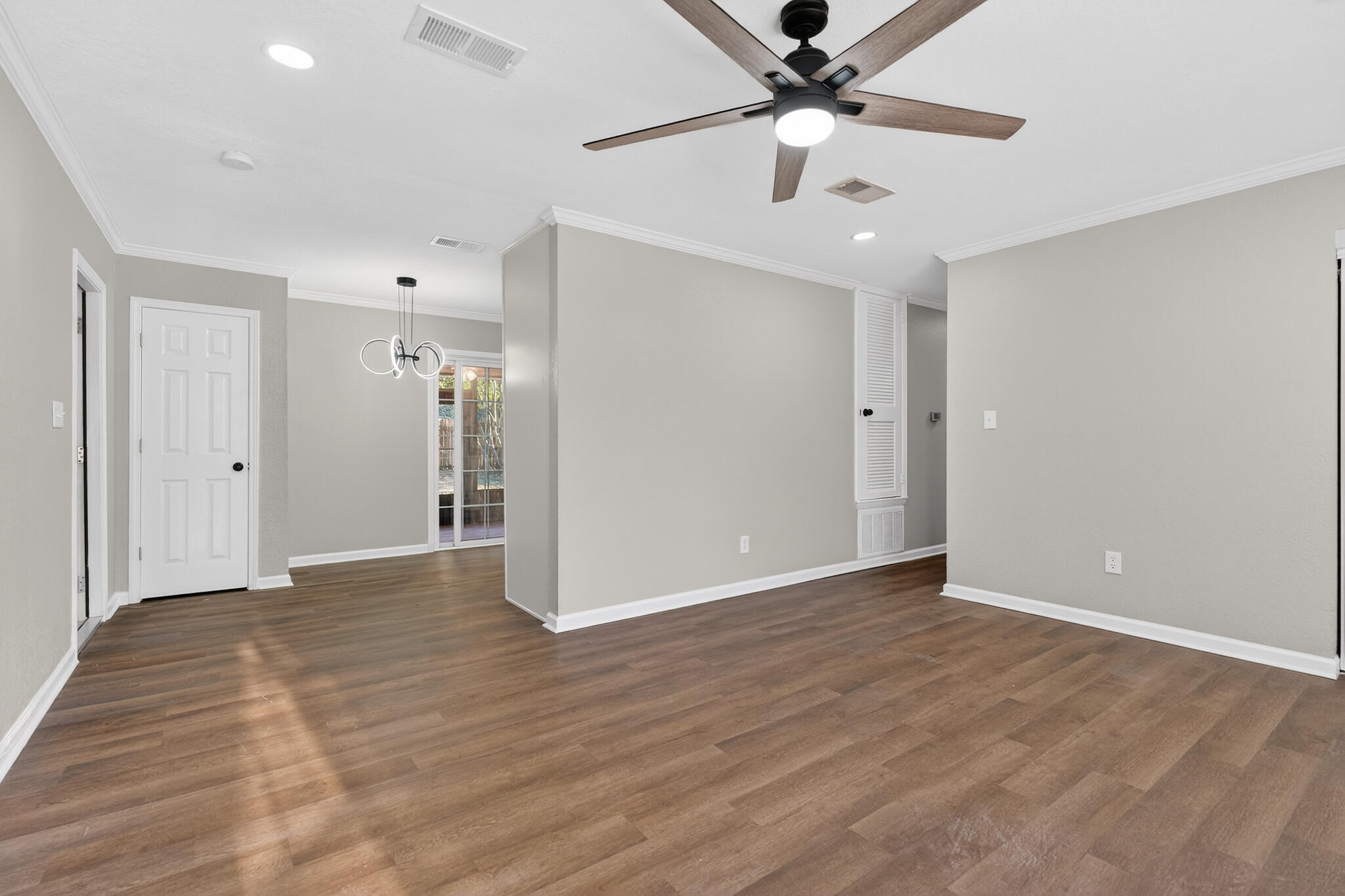 420 Paradise Road Niceville, FL 32578 - Photo 4 of 40 420_Paradise_rd-16