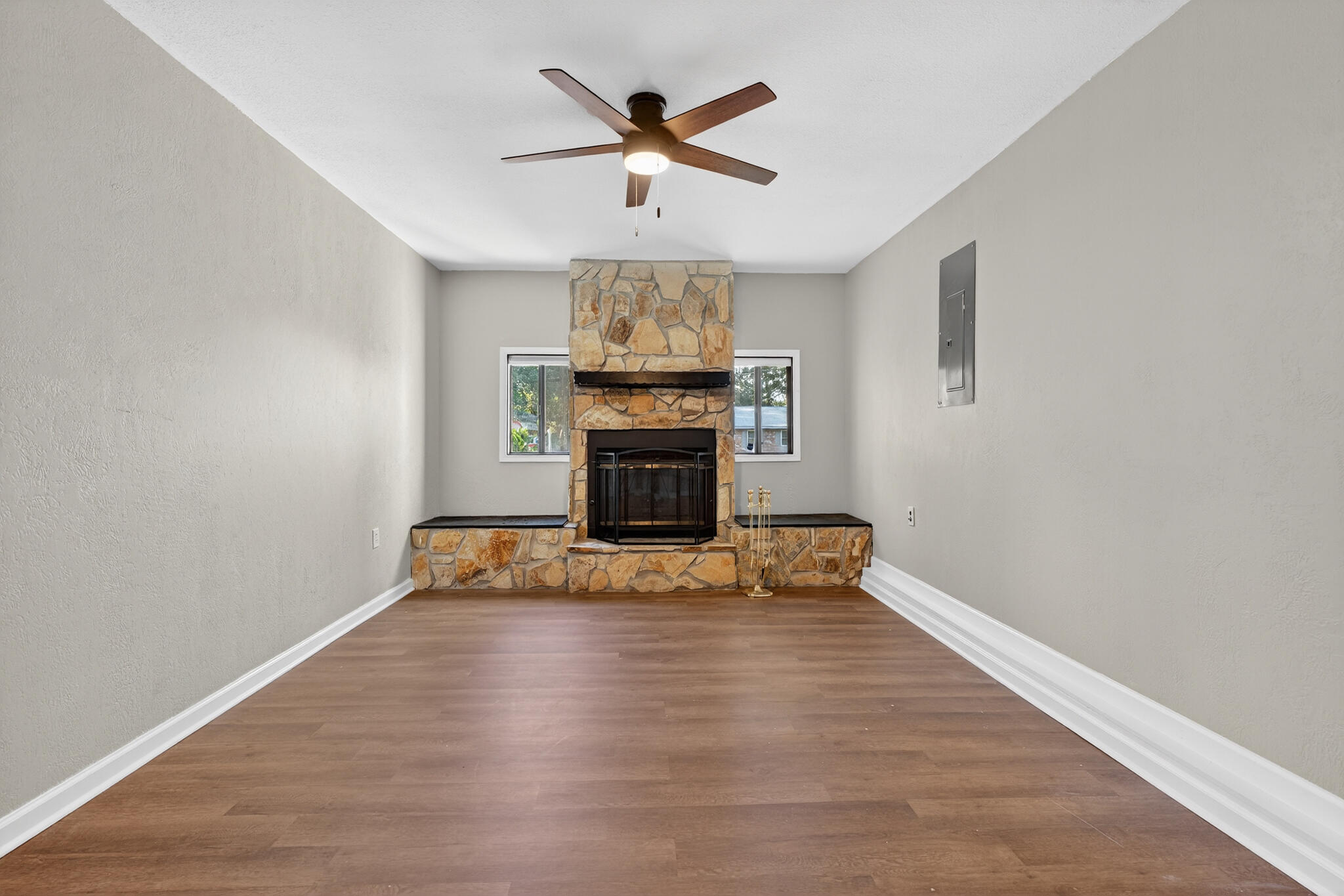 420 Paradise Road Niceville, FL 32578 - Photo 9 of 40 420_Paradise_rd-21