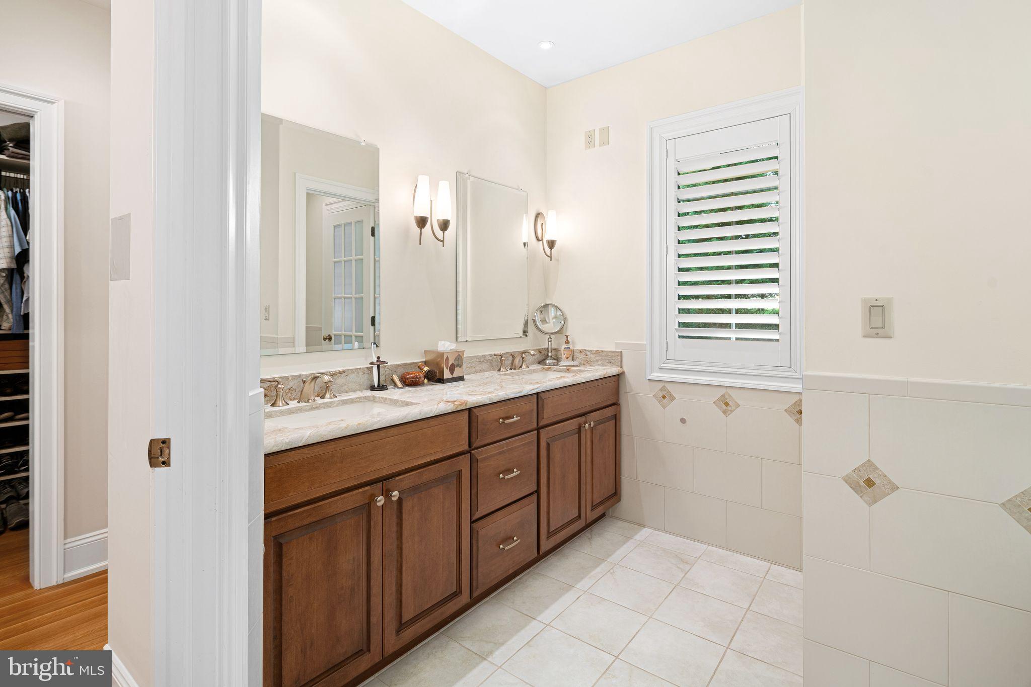 1990 Woodside Road Newtown, PA 18940 - Photo 32 of 57 Primary ensuite bath