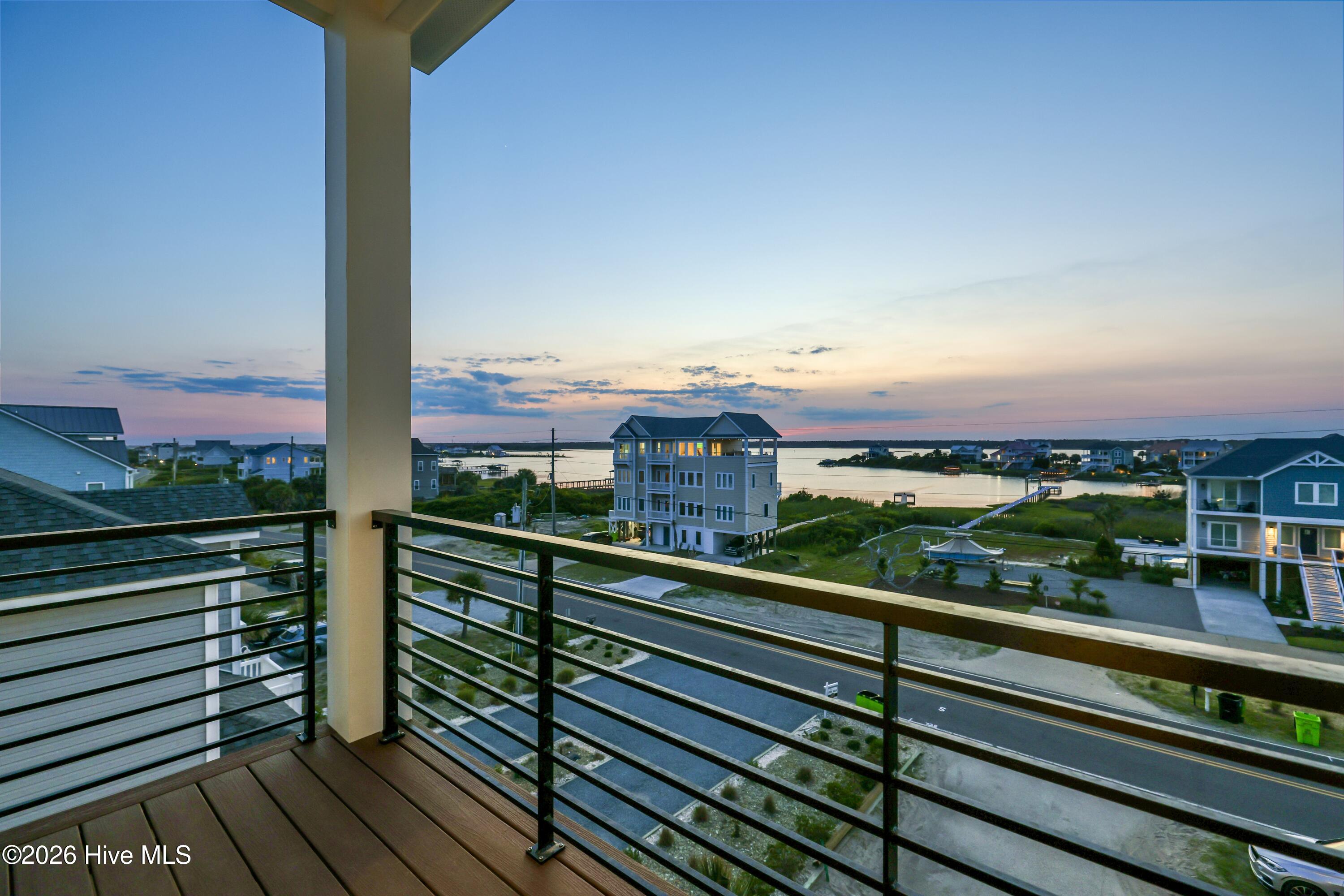 738 New River Inlet Road North Topsail Beach, NC 28460 - Photo 5 of 52
