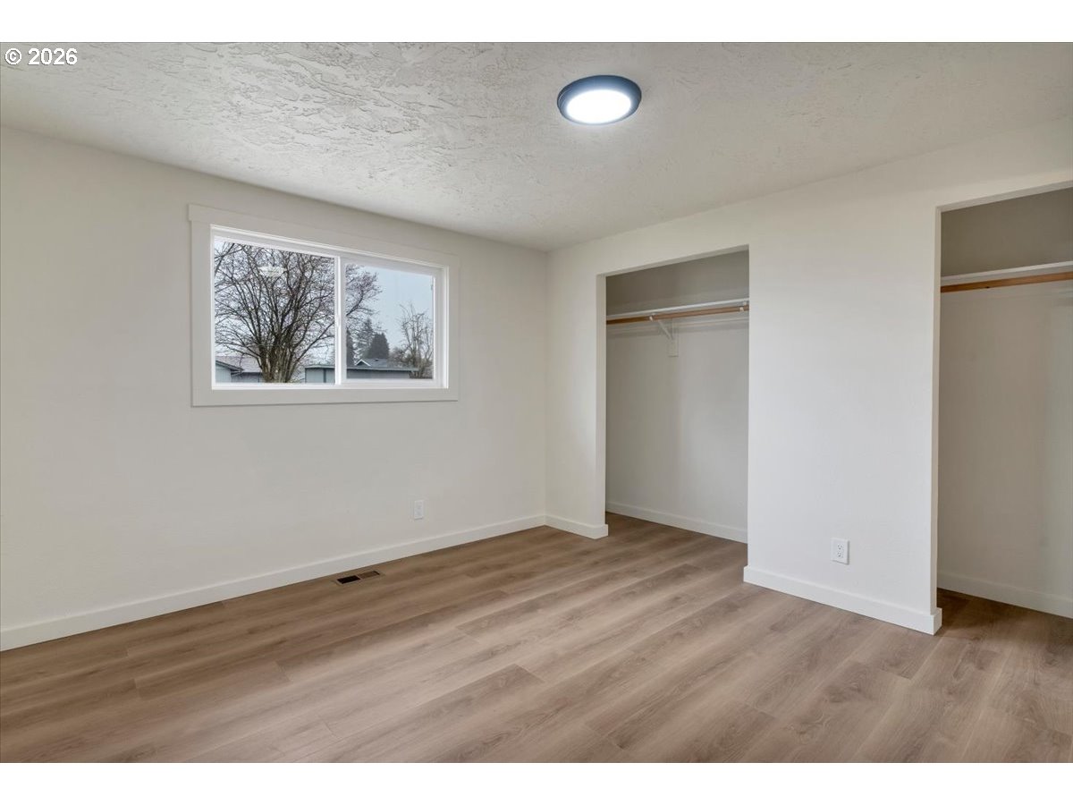 2440 South Second Street Lebanon, OR 97355 - Photo 23 of 31