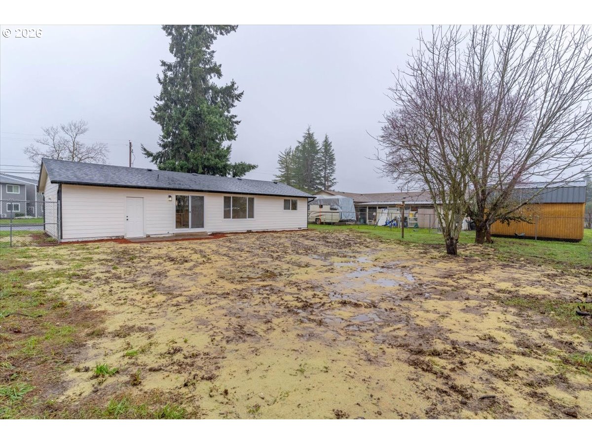 2440 South Second Street Lebanon, OR 97355 - Photo 29 of 31