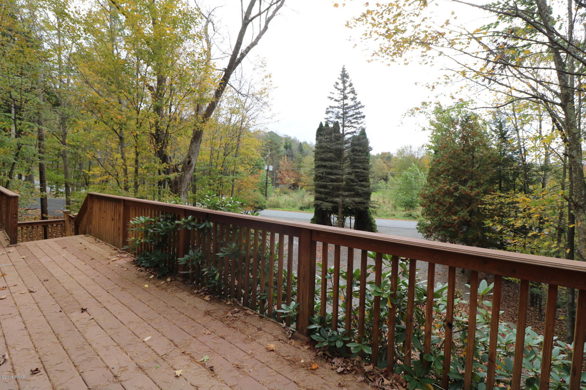 2403 Crest View Road Lake Ariel, PA 18436 - Photo 9 of 46