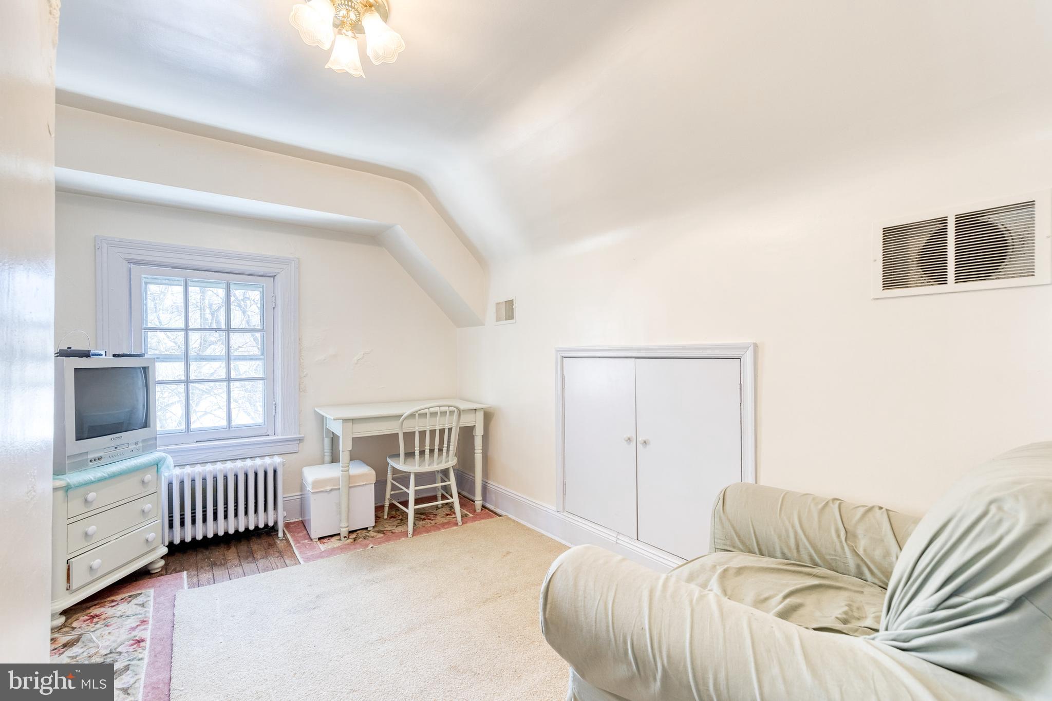 304 Tunbridge Road Baltimore, MD 21212 - Photo 32 of 37