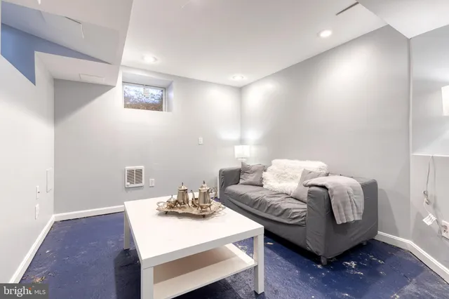 $675,000 | 304 Tunbridge Road, Baltimore, MD 21212