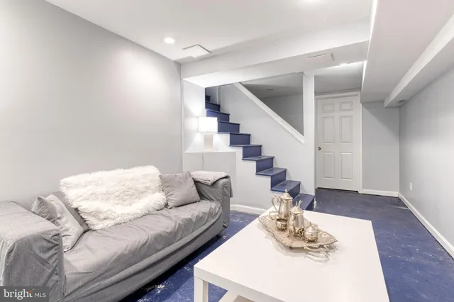 $675,000 | 304 Tunbridge Road, Baltimore, MD 21212