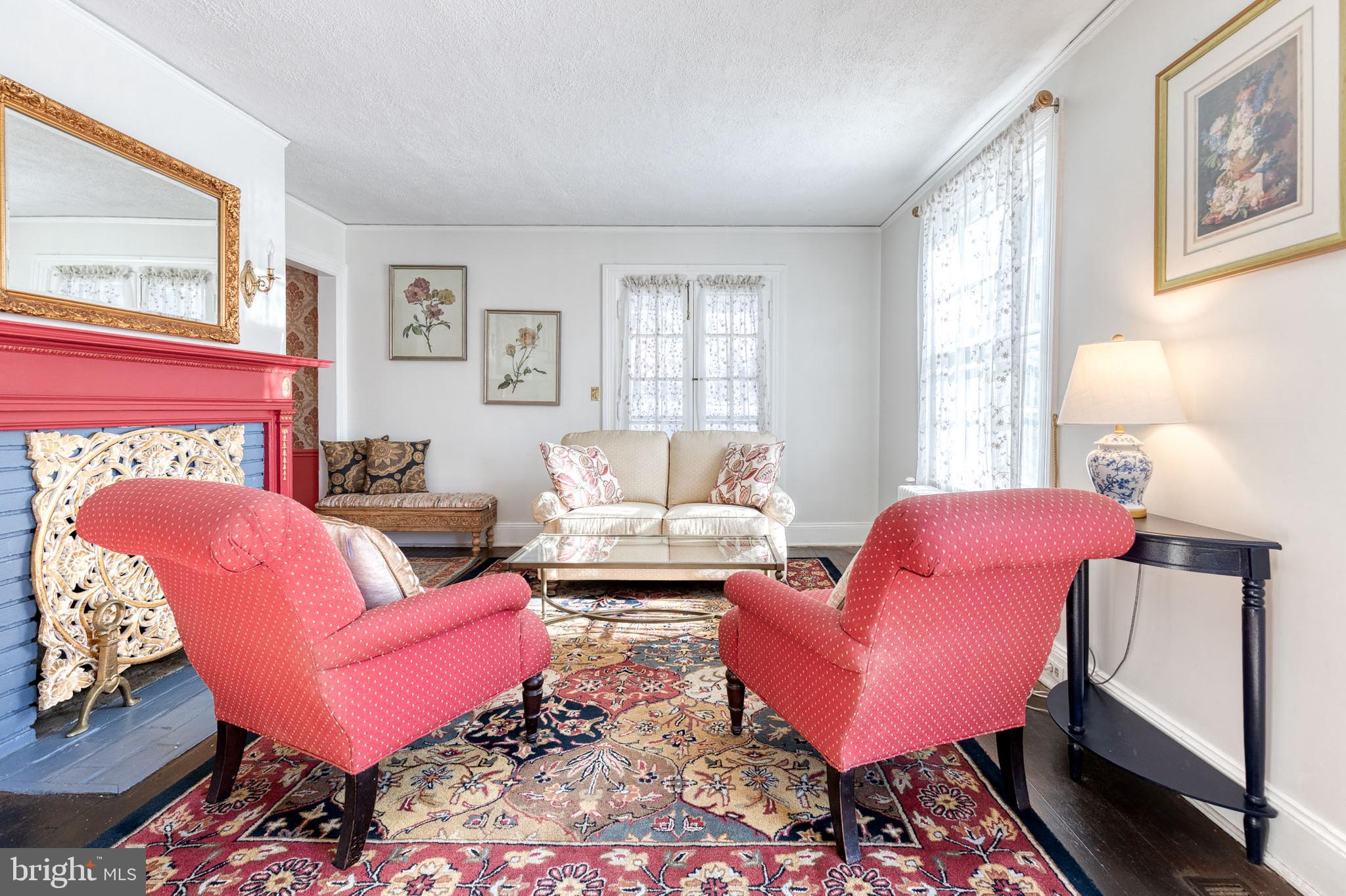 304 Tunbridge Road Baltimore, MD 21212 - Photo 4 of 37