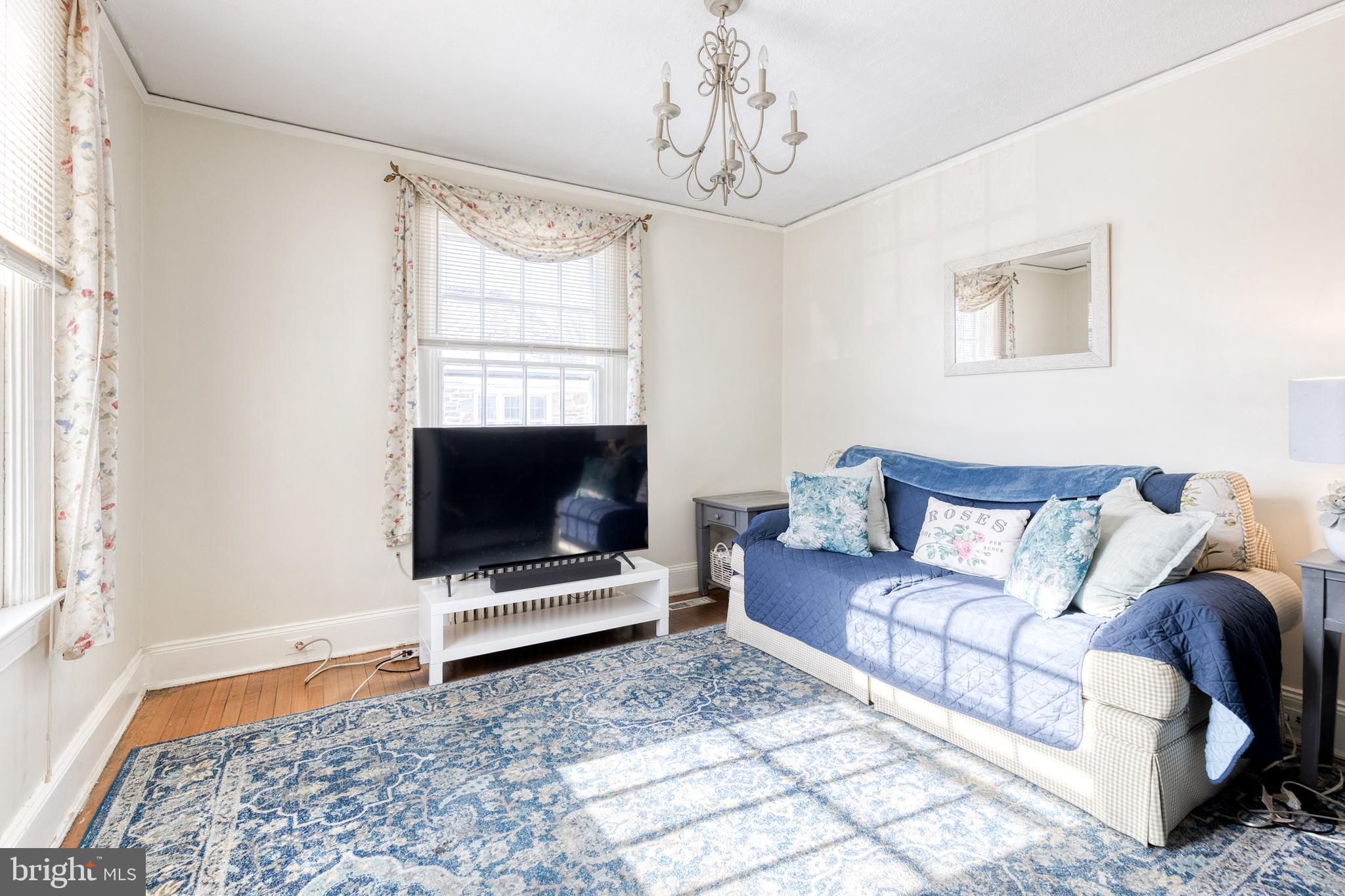 304 Tunbridge Road Baltimore, MD 21212 - Photo 8 of 37