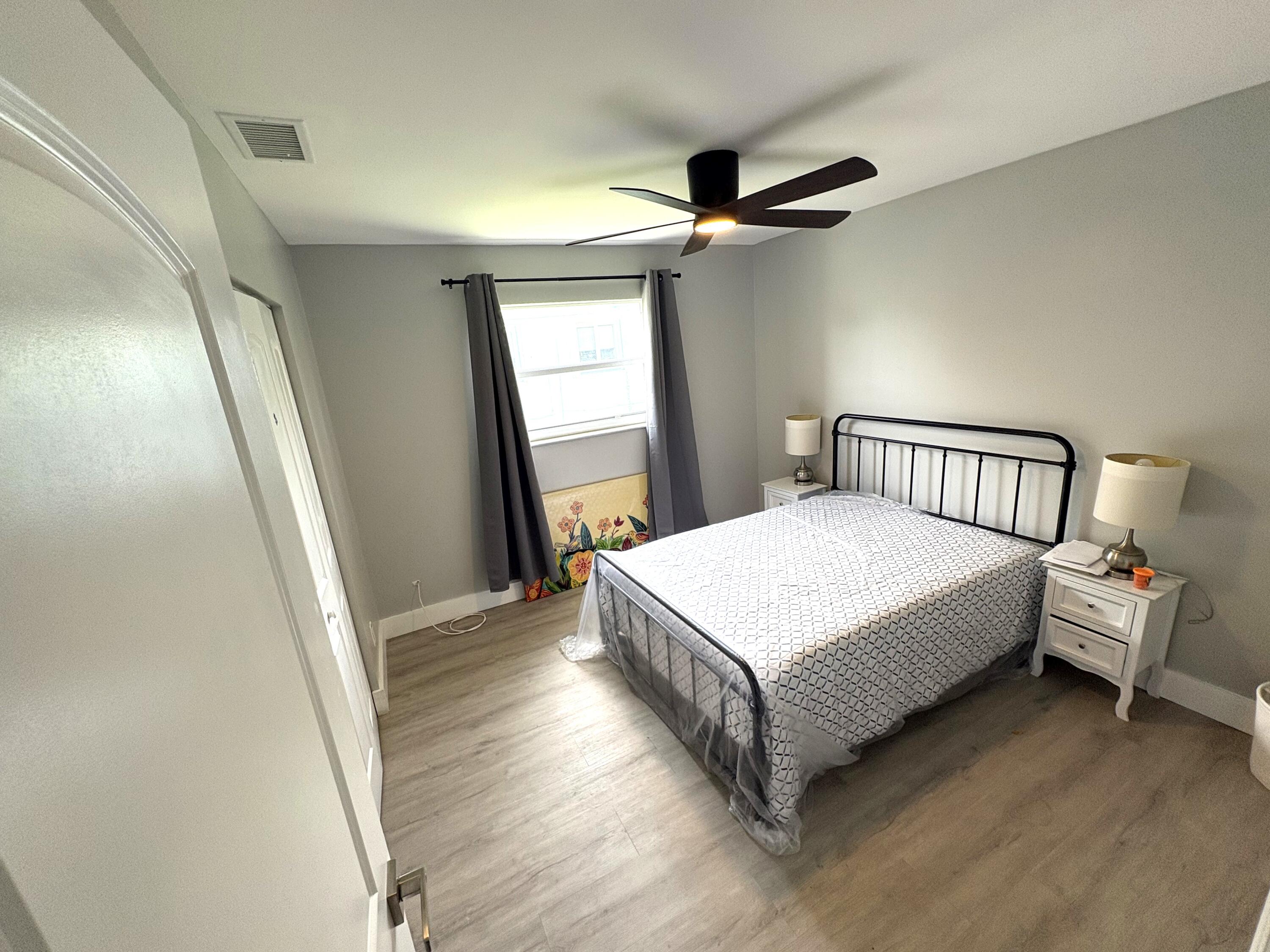 1401 Northwest 75th Terrace Plantation, FL 33313 - Photo 17 of 35 17