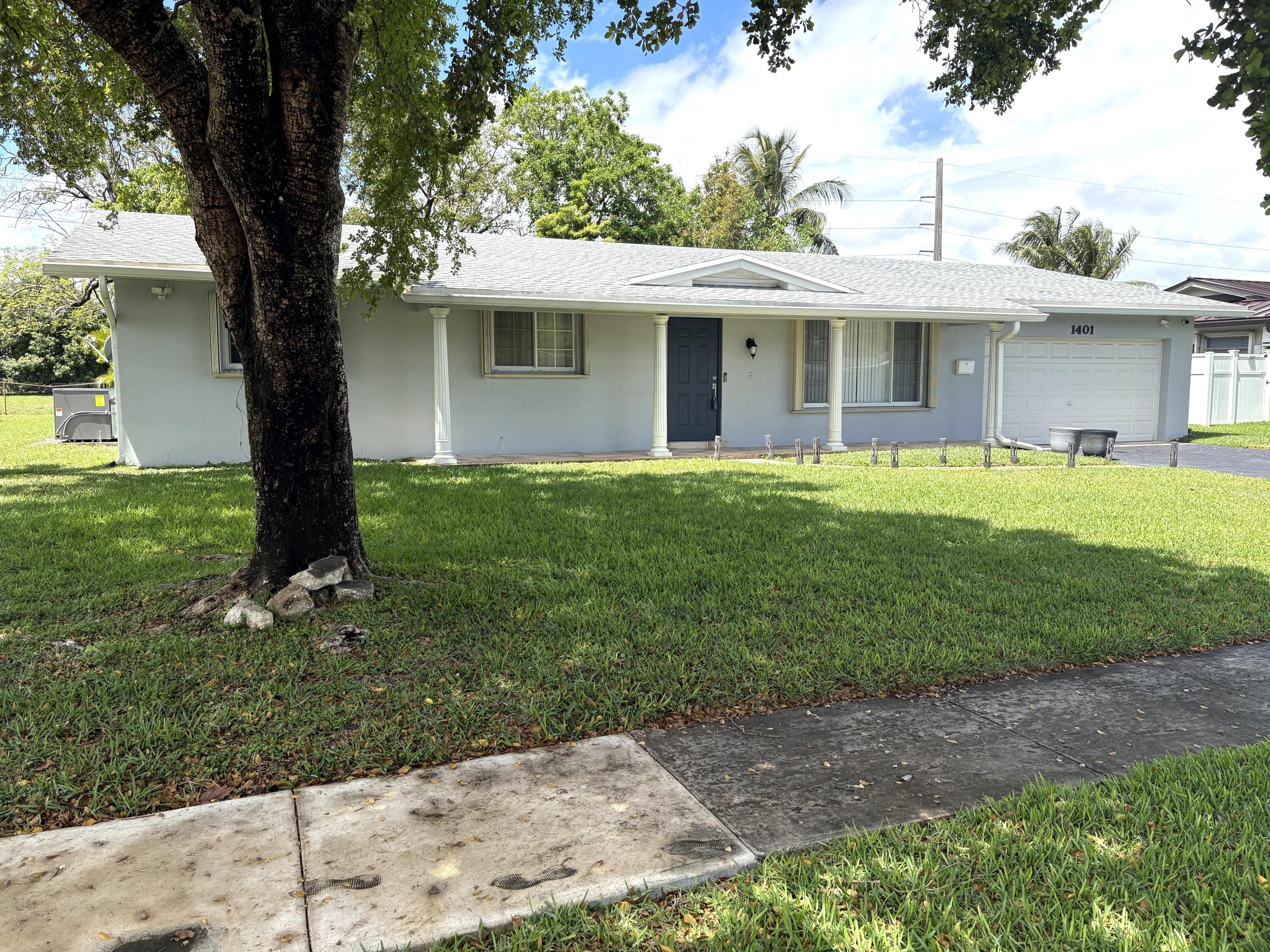 1401 Northwest 75th Terrace Plantation, FL 33313 - Photo 31 of 35 31
