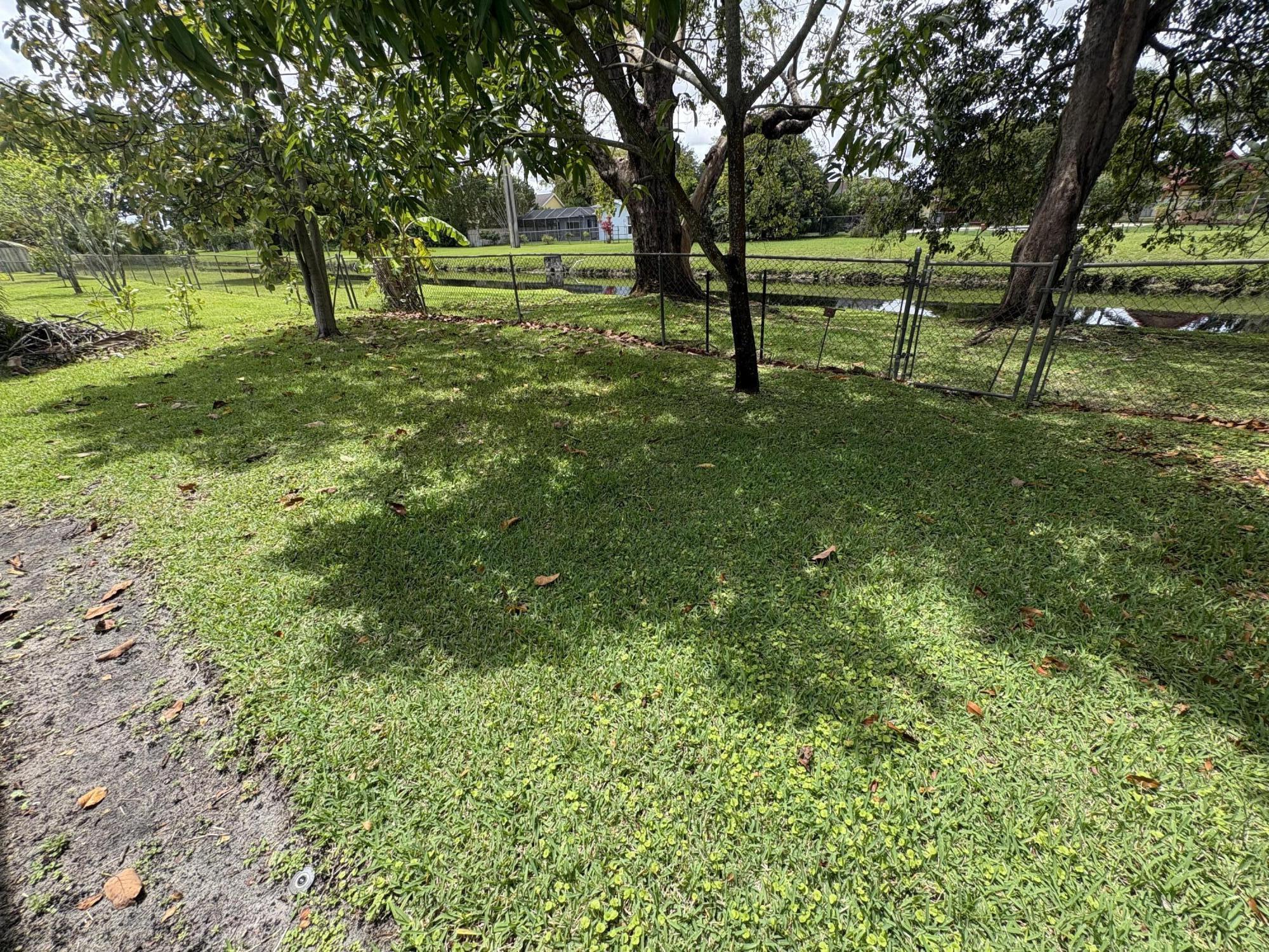 1401 Northwest 75th Terrace Plantation, FL 33313 - Photo 32 of 35 32
