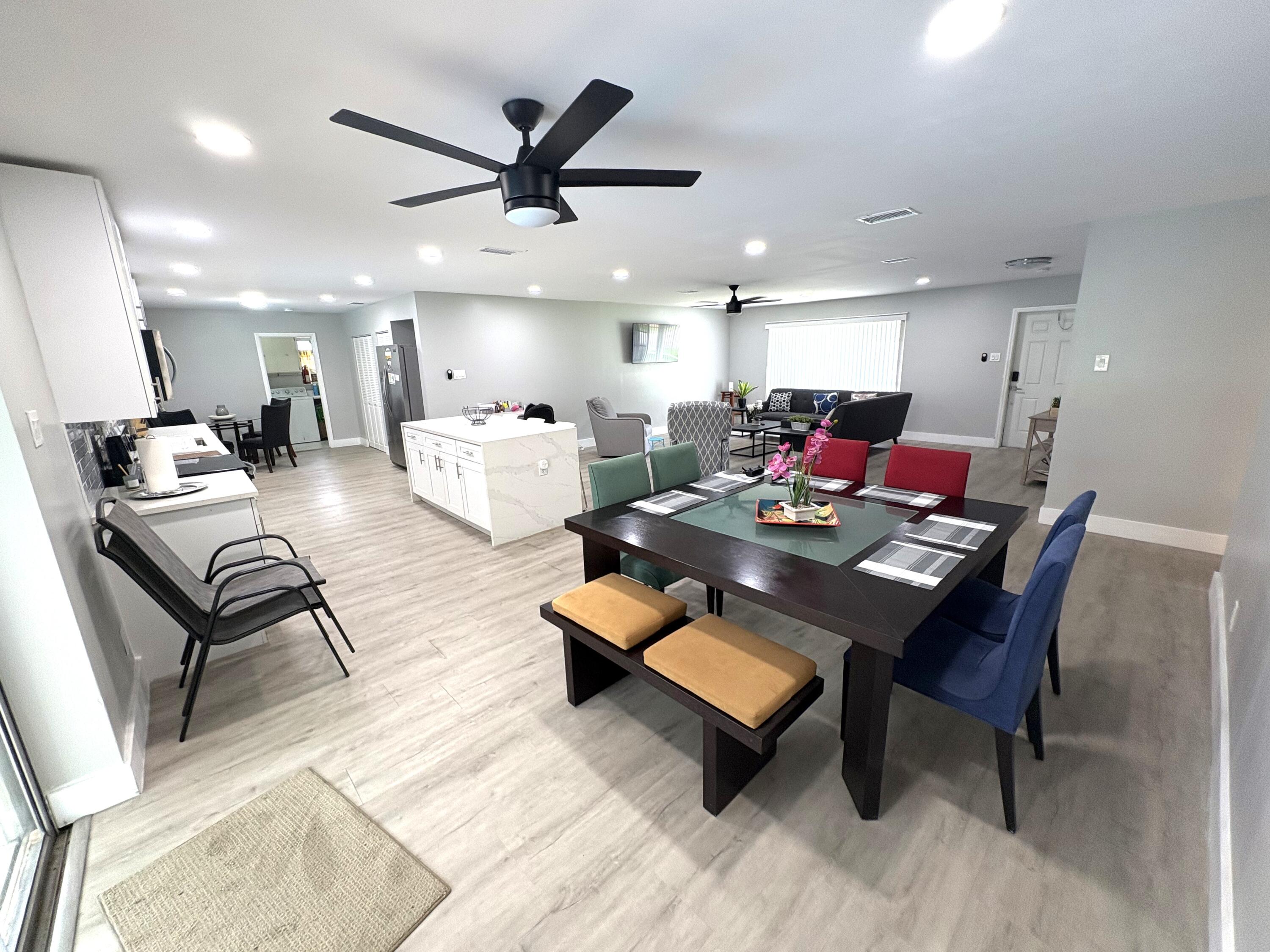 1401 Northwest 75th Terrace Plantation, FL 33313 - Photo 6 of 35 6