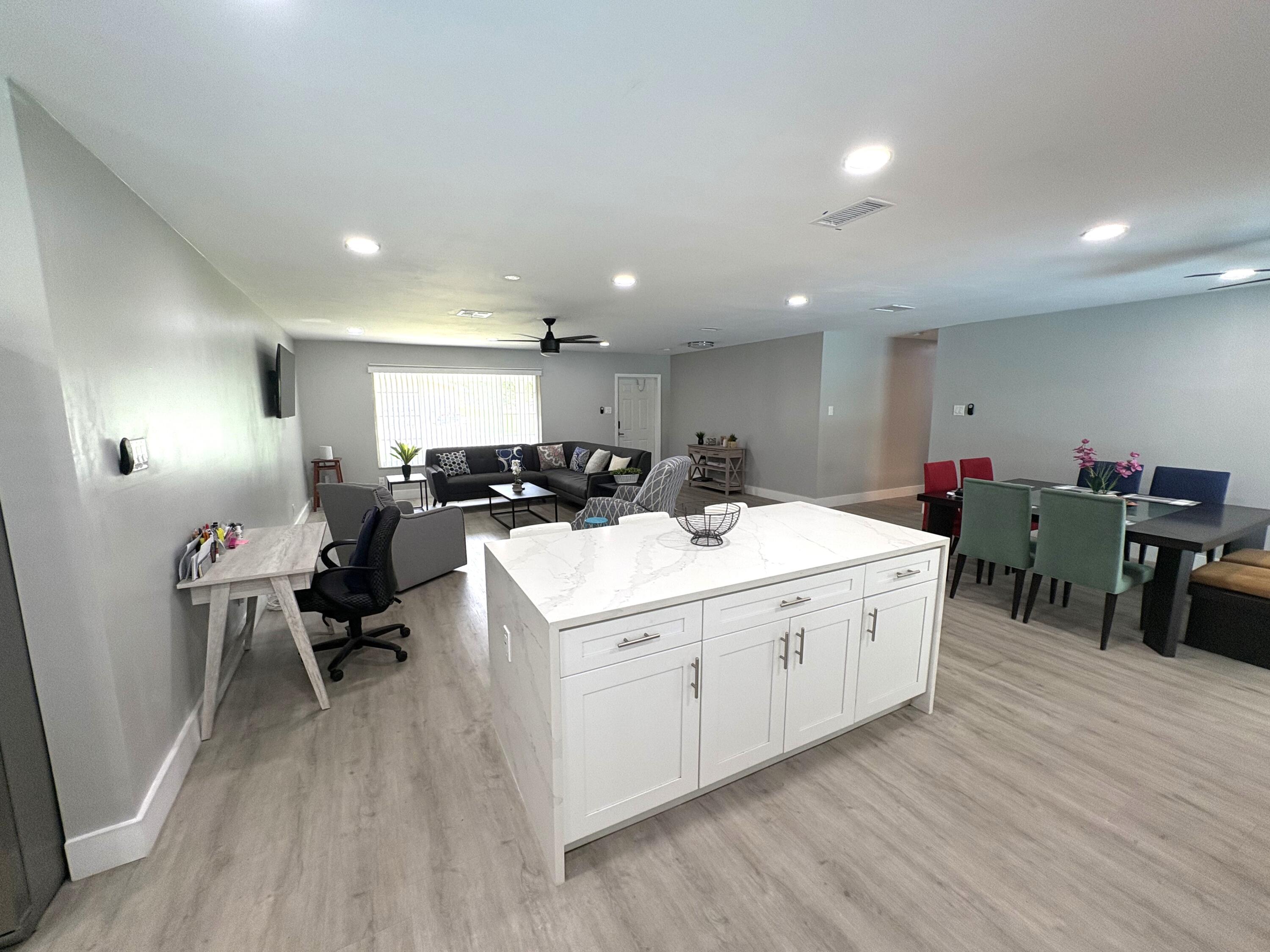 1401 Northwest 75th Terrace Plantation, FL 33313 - Photo 8 of 35 8