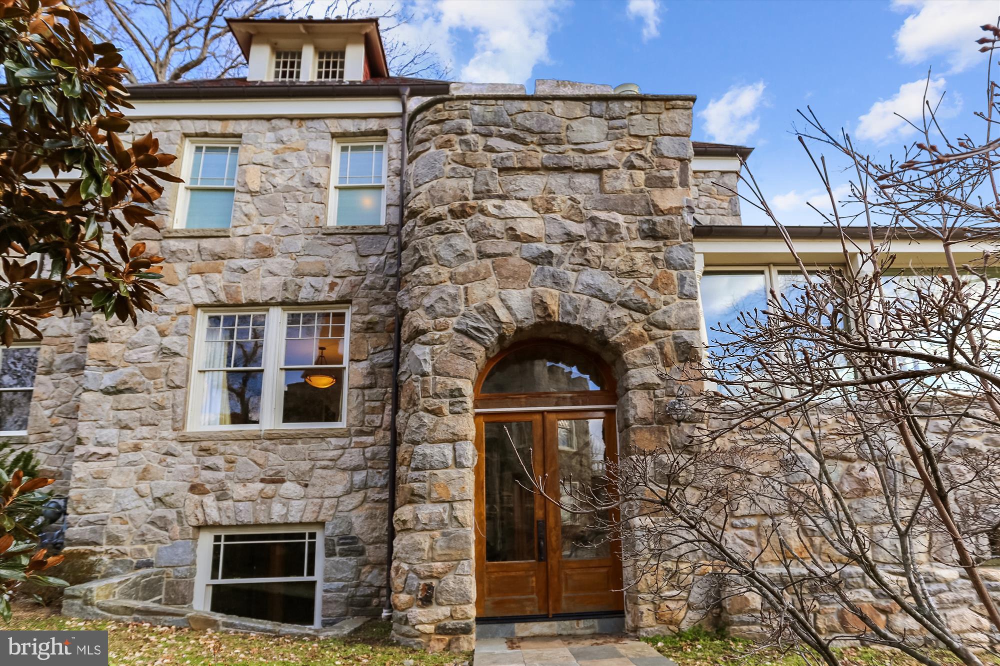 5417 Mohican Road Bethesda, MD 20816 - Photo 2 of 100 Historic stone castle overlooking Potomac River