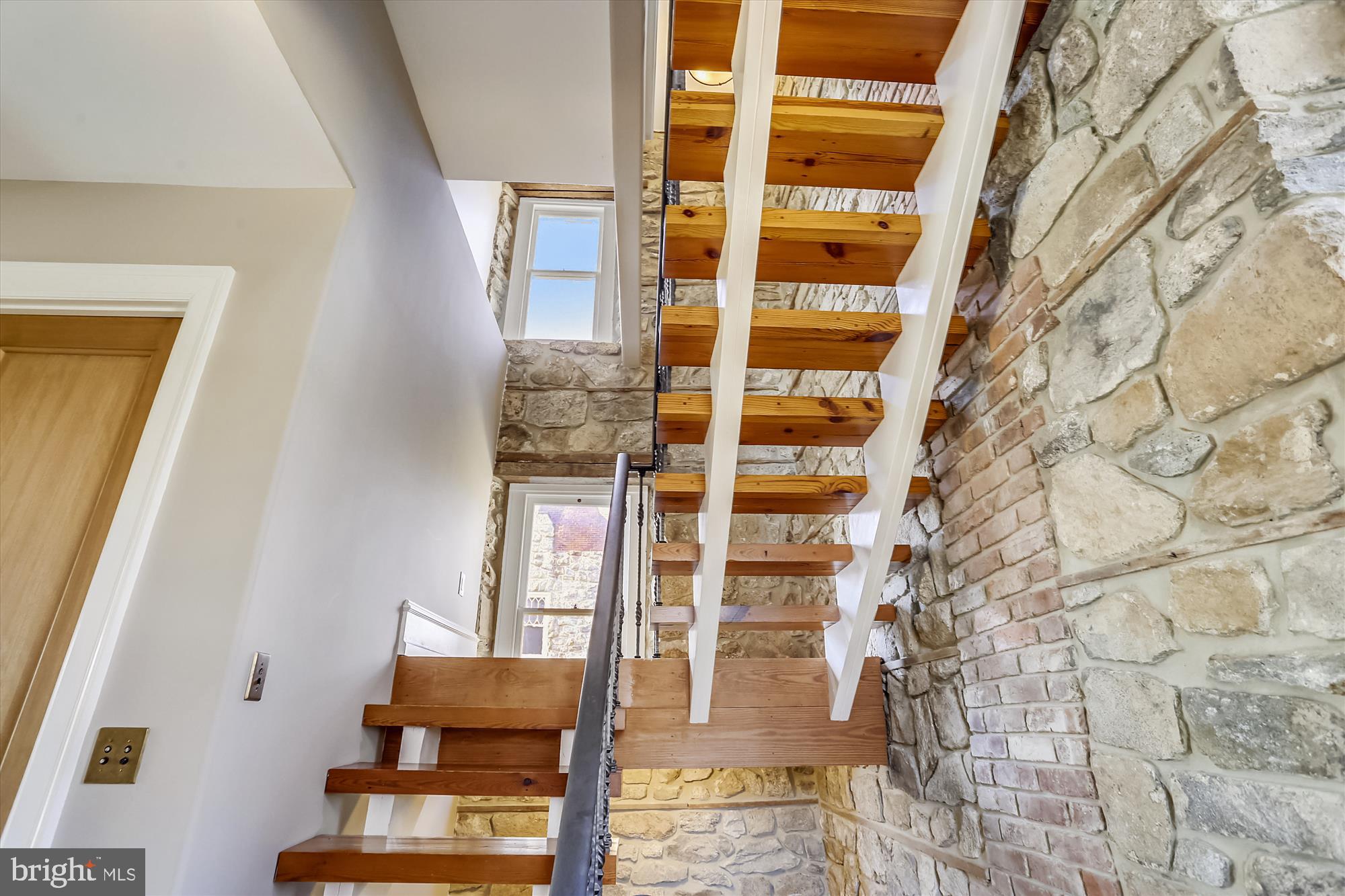 5417 Mohican Road Bethesda, MD 20816 - Photo 38 of 100