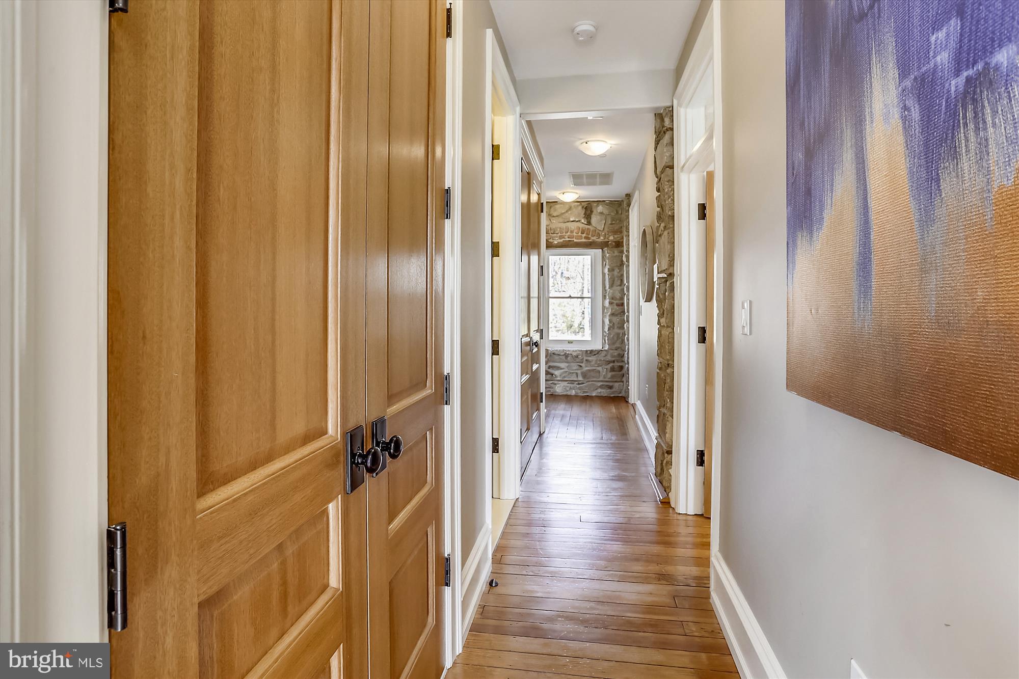 5417 Mohican Road Bethesda, MD 20816 - Photo 39 of 100 2nd Floor Hall