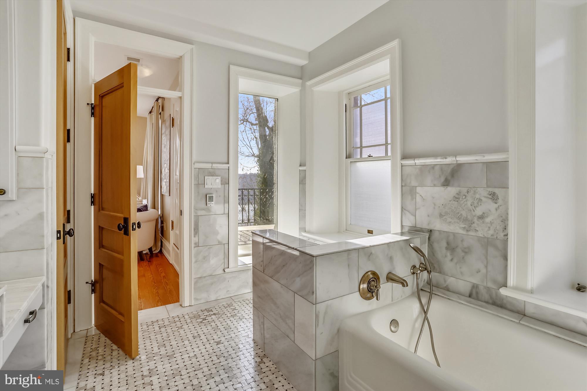 5417 Mohican Road Bethesda, MD 20816 - Photo 46 of 100 Primary Bath