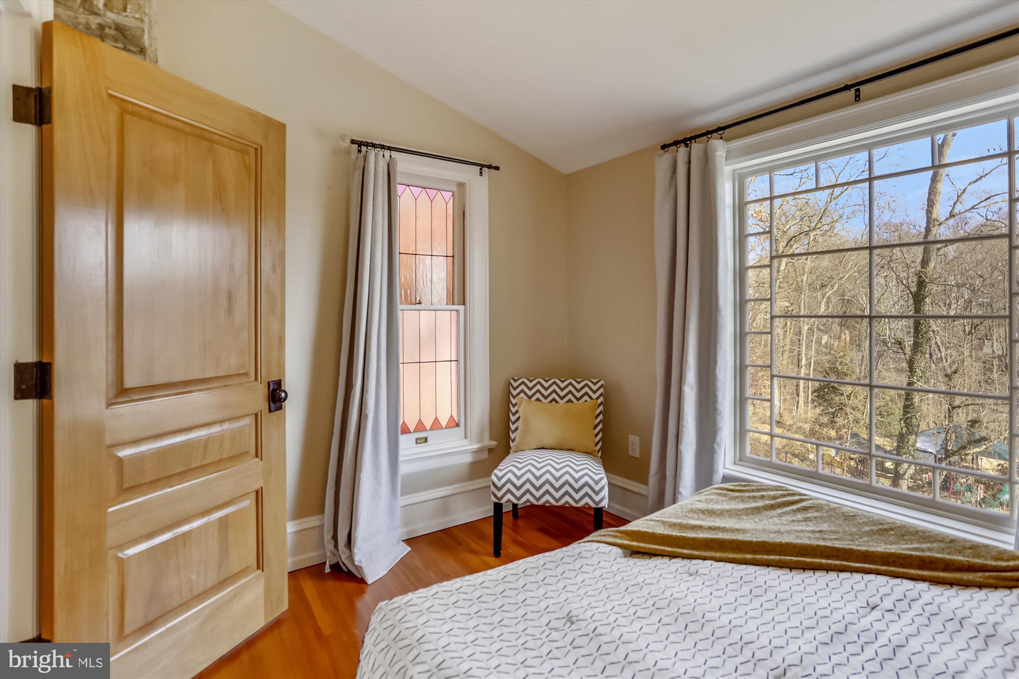 5417 Mohican Road Bethesda, MD 20816 - Photo 58 of 100 a bedroom with a bed and a window