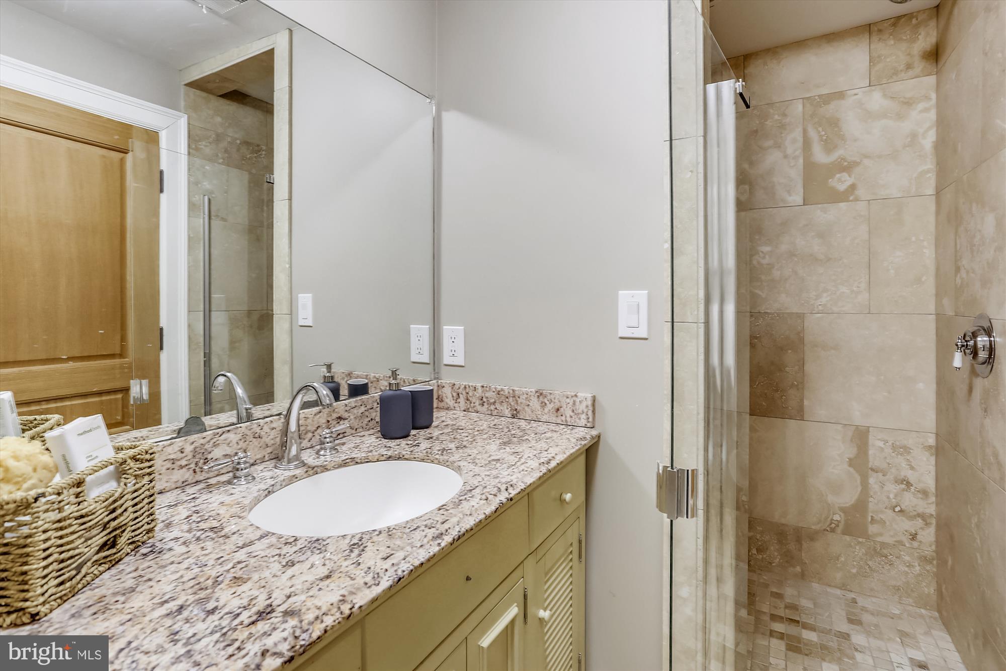 5417 Mohican Road Bethesda, MD 20816 - Photo 80 of 100 Full Bath #4