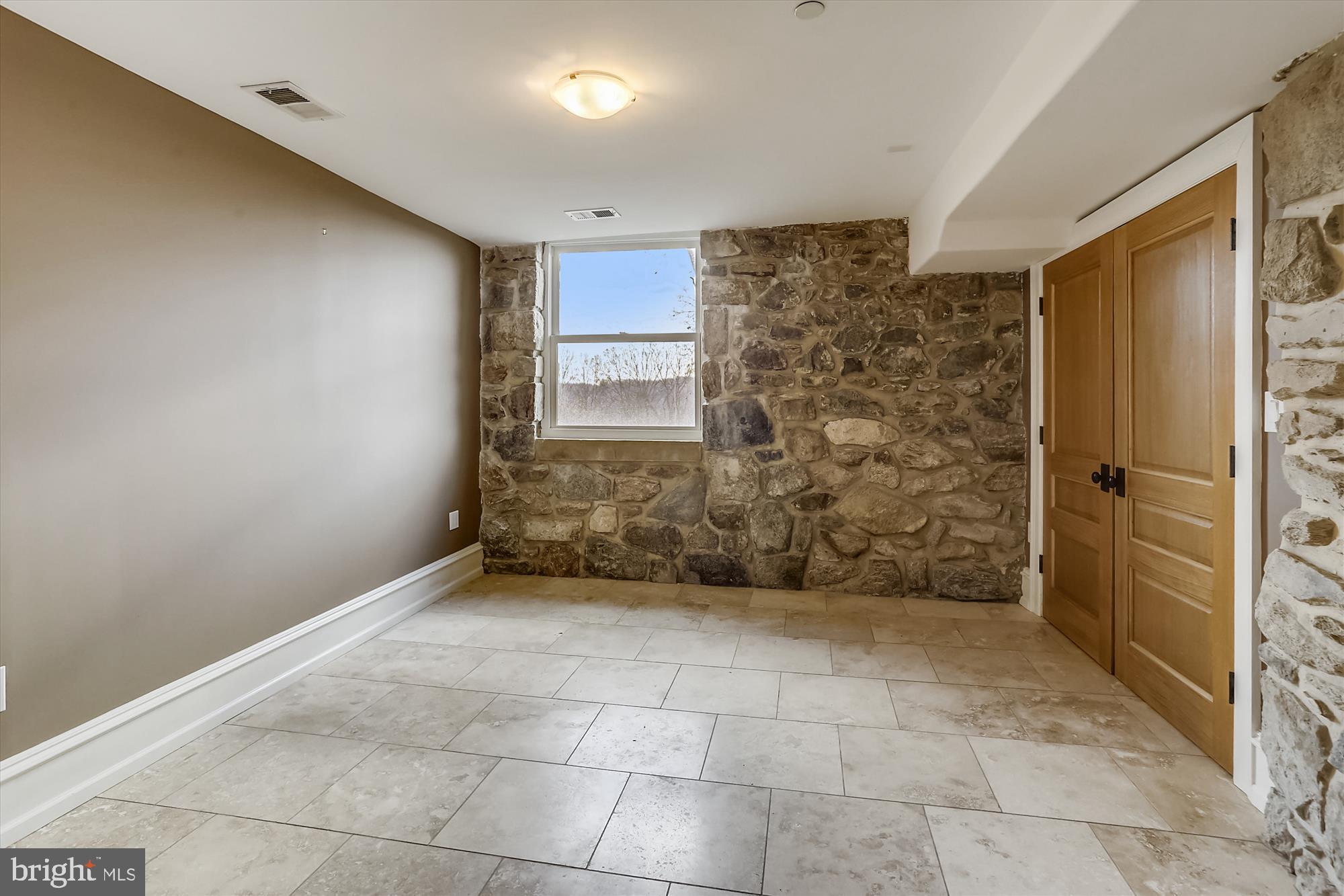 5417 Mohican Road Bethesda, MD 20816 - Photo 85 of 100 5th Bedroom