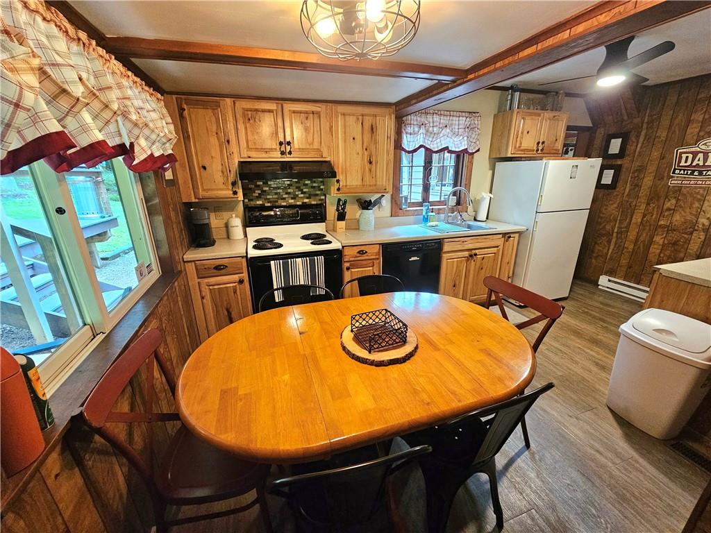 60 Nelson Road Ohiopyle, PA 15470 - Photo 24 of 46 Eat in Kitchen Area