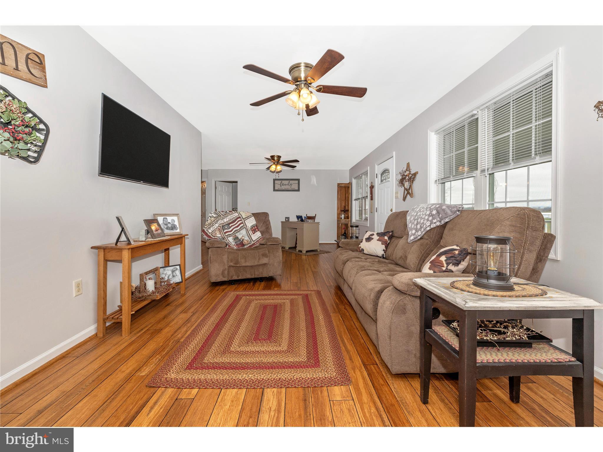 12633 Claybaugh Road Keymar, MD 21757 - Photo 11 of 63 Living Room