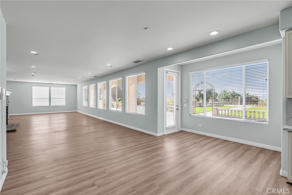 7535 Misty View Place Riverside, CA 92506 - Photo 40 of 75 living room
