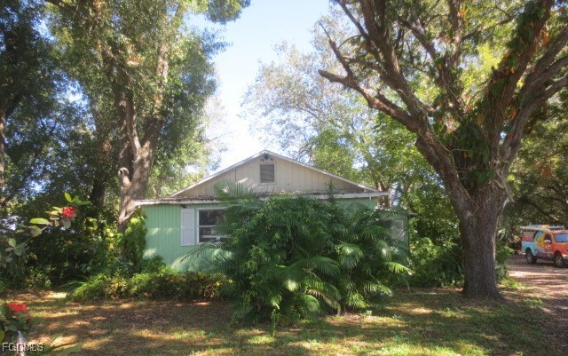 333 Bellair Road Fort Myers, FL 33905 - Photo 2 of 12