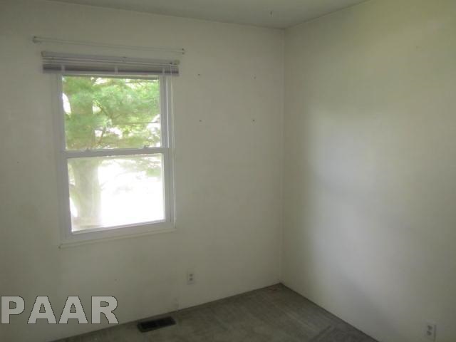 702 Joliet Road Marquette Heights, IL 61554 - Photo 10 of 13 Gallery Image 10
