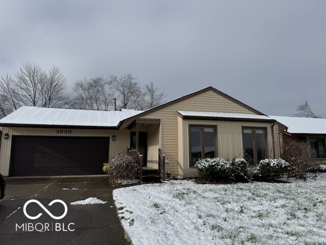 3830 Peppertree Lane Columbus, IN 47203 - Photo 1 of 19