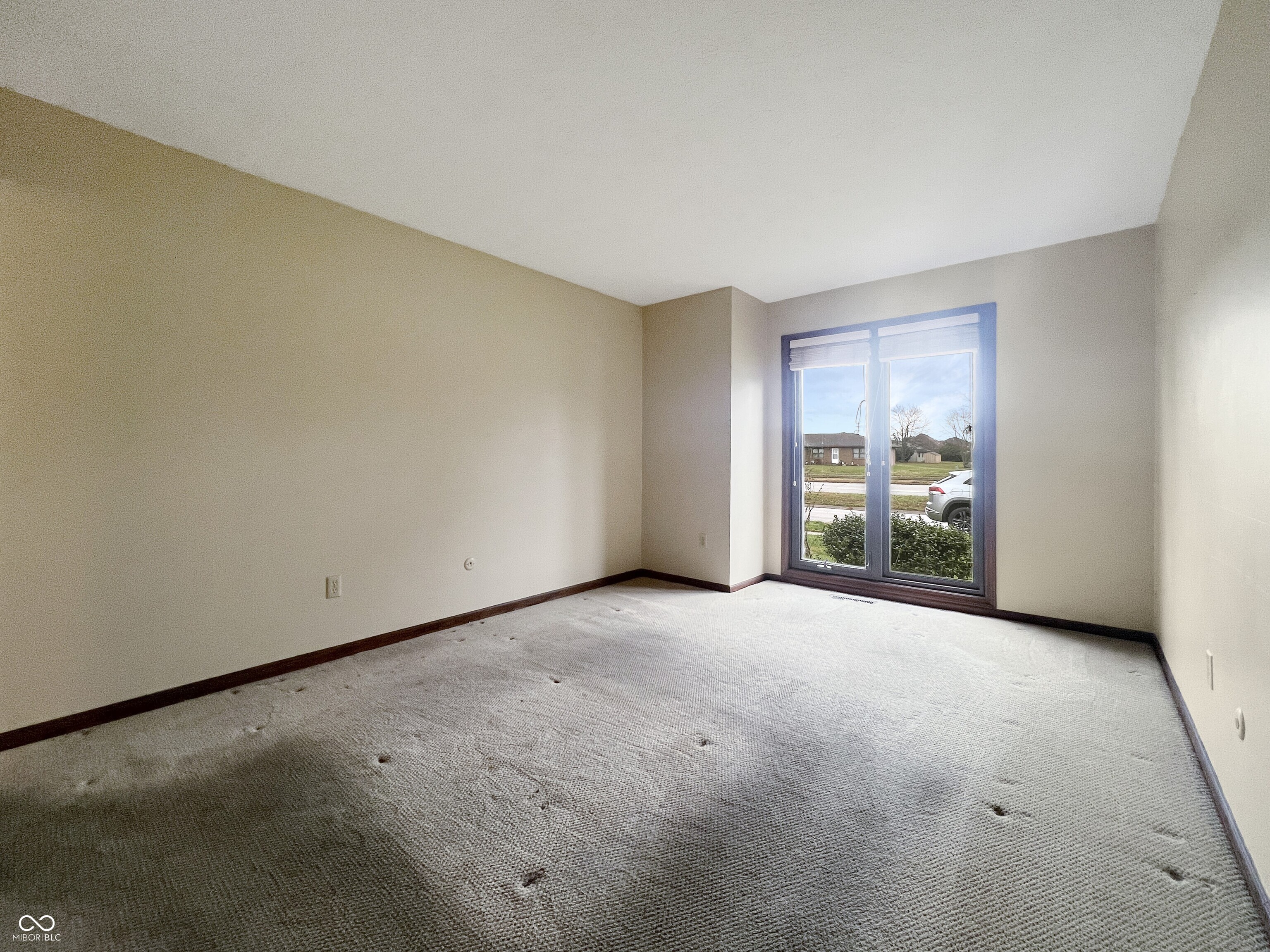 3830 Peppertree Lane Columbus, IN 47203 - Photo 12 of 19